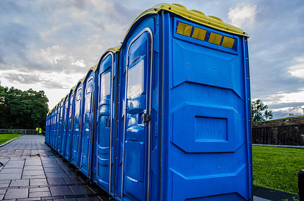 Best High-end porta potty rental  in Oskaloosa, KS
